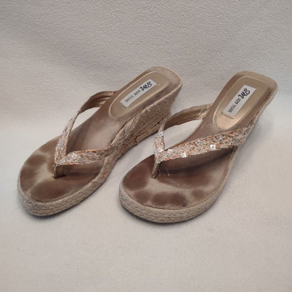 SM New York Brendah Gold
